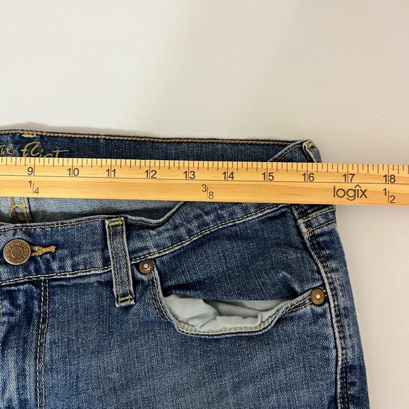 Old Navy The Flirt Women's Low Rise Denim Jeans Blue Size 12 - Picture 9 of 16